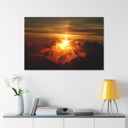 Sunrise on to of a volcano in Maui, Hawaii Canvas Gallery Wraps