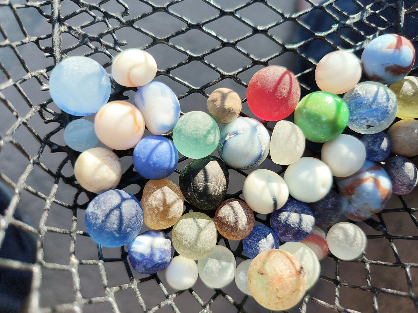 1 Random Color Sea Glass Ocean Tumbled Marble